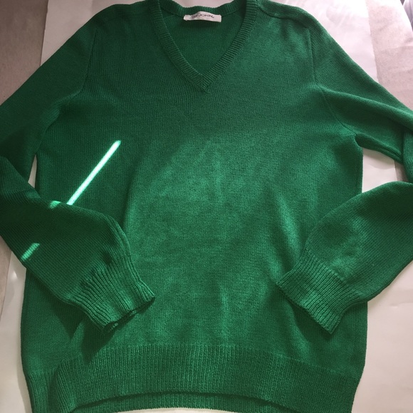 St. John Sweaters - Vintage St. John Santana Knit? V neck sweater